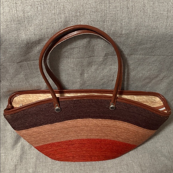 Woven Straw Multicolor Shoulder Tote Bag - Picture 3 of 8